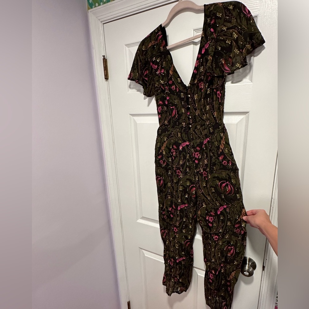 Ett:Twa Anthropologie Brenda Green Gold Jumpsuit size 4
Boho cottagecore - Picture 4 of 10